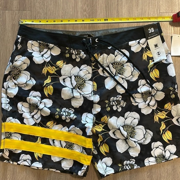 Hurley Black Tropical Floral Phantom Hawaiian Swim Board Shorts - Picture 10 of 14